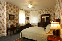 Valley Rose Room at Temple Hill Bed and Breakfast with sleigh bed